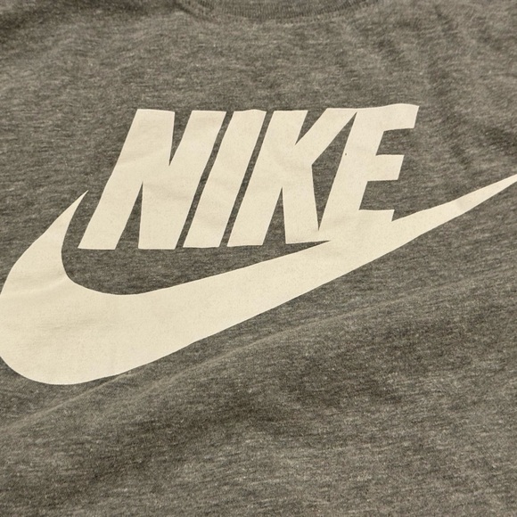 Two Nike Icon Futura Graphic Men’s T-Shirts Medium - Picture 3 of 3